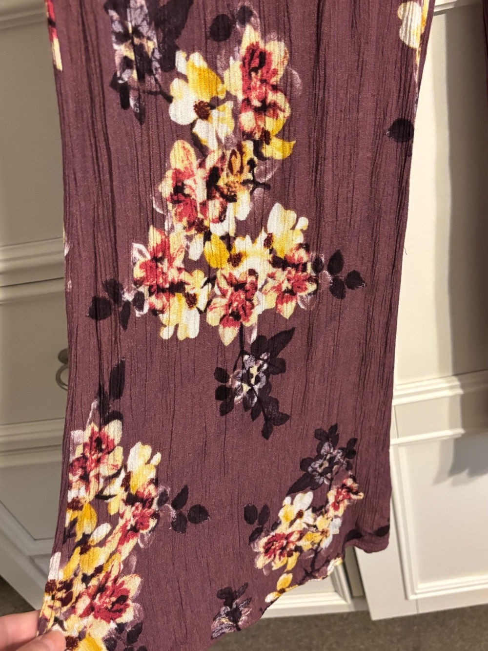 Two Piece Floral Wide Leg Pants and crop Top - Picture 9 of 11